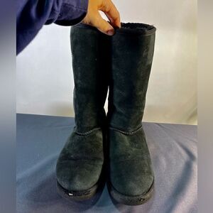 UGG - Black Traditional Boots